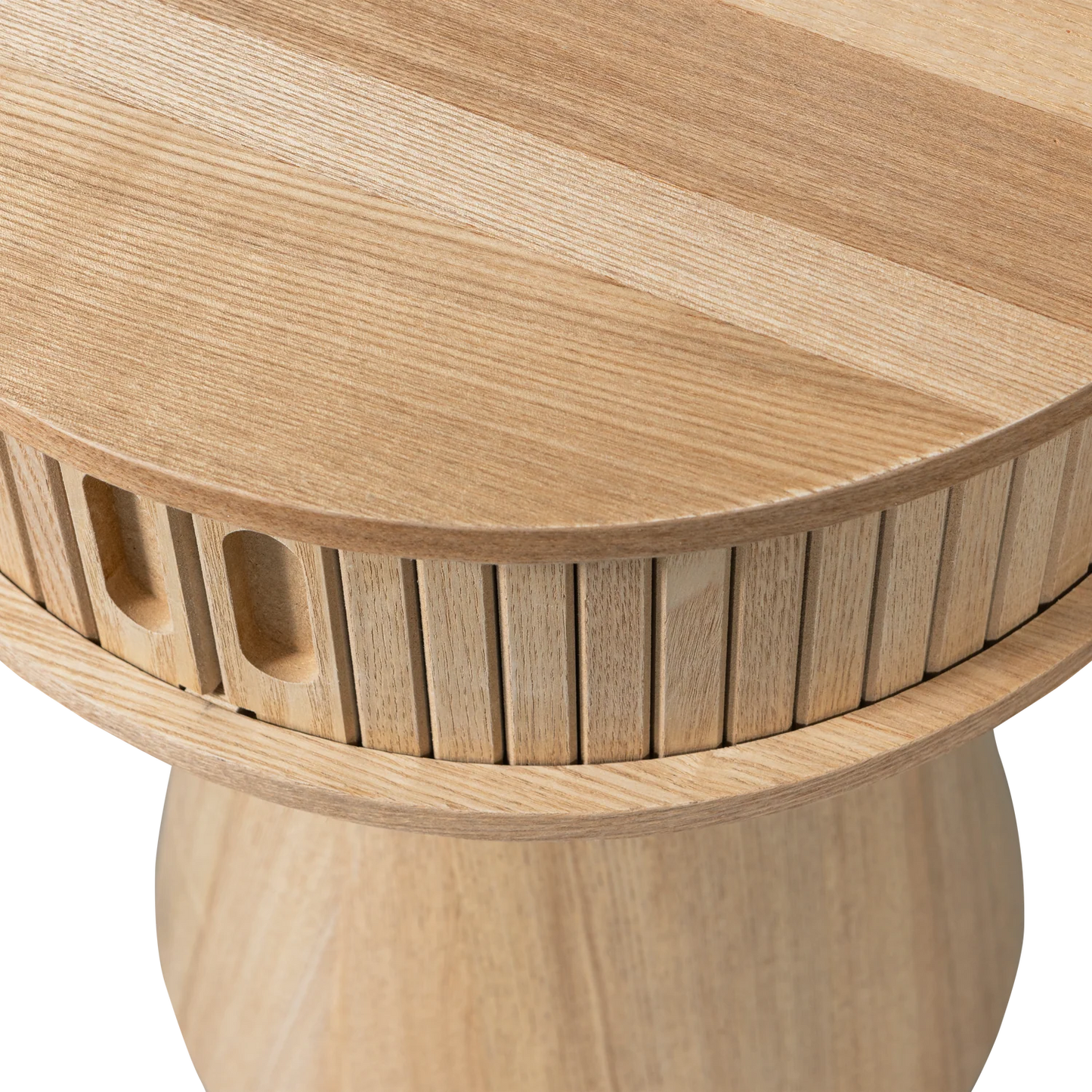 WOOOD Essentials Karri nachtkastje rond hout naturel