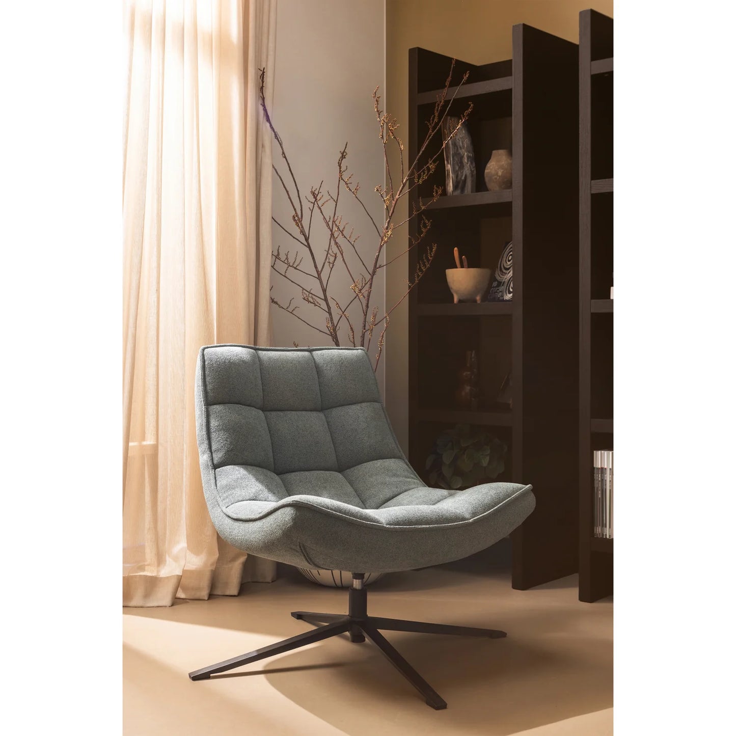 WOOOD Maudi draaifauteuil blauwe steen