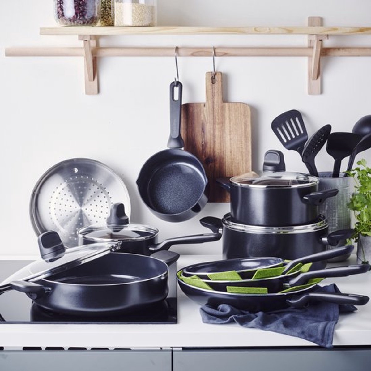 GreenPan Memphis 20-delige keramische anti-aanbak pannenset - inductie pannenset - inductie koekenpan - 16,18,20 en 24cm - ovenbestendig tot 160°C - vaatwasserbestendig - koelgrepen - met deksels - PFAS-vrij