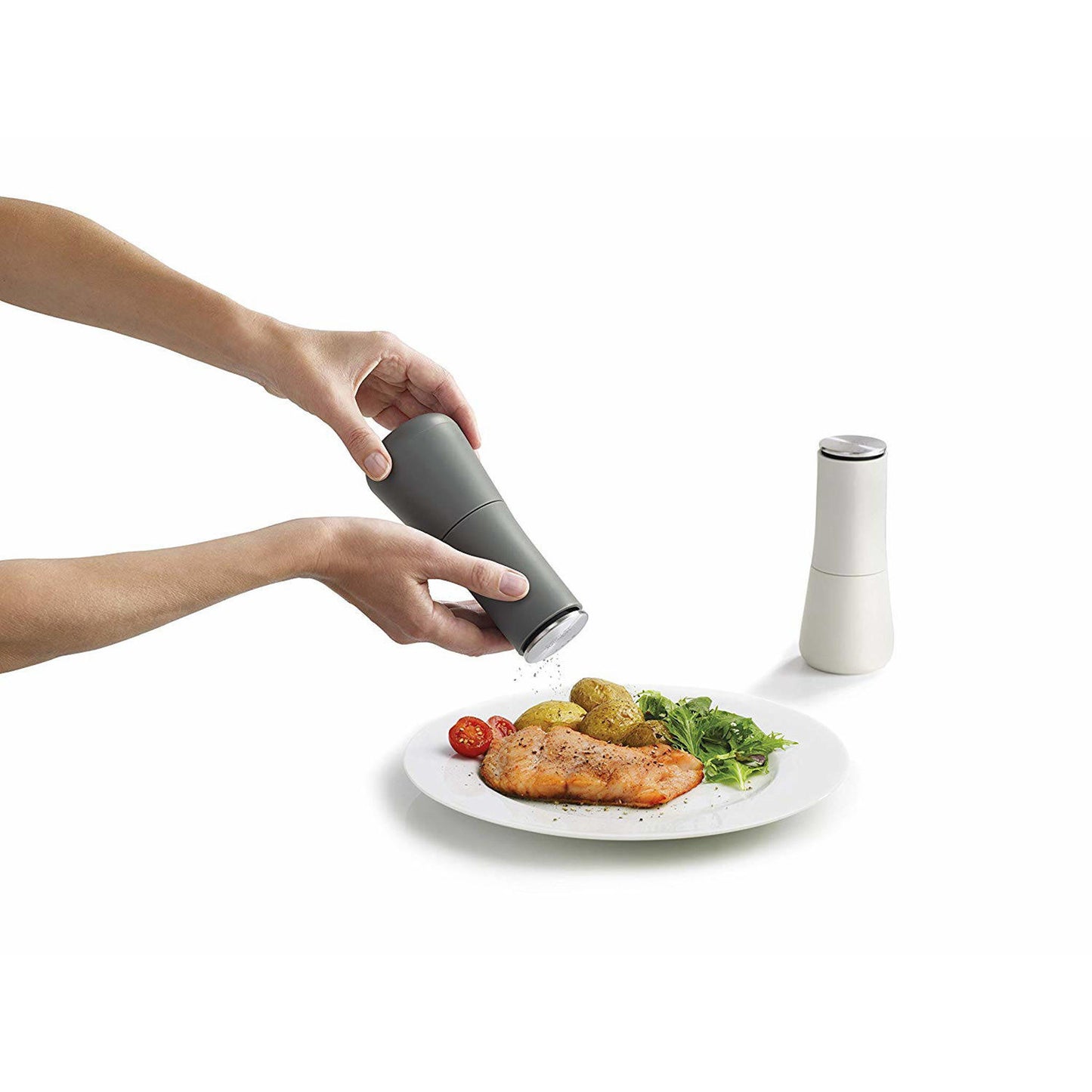 Joseph Joseph Milltop Zout- en Pepermolenset – Antiknoei Design – Instelbare maalgraad - Grijs – 2-delig — Zeer goed
